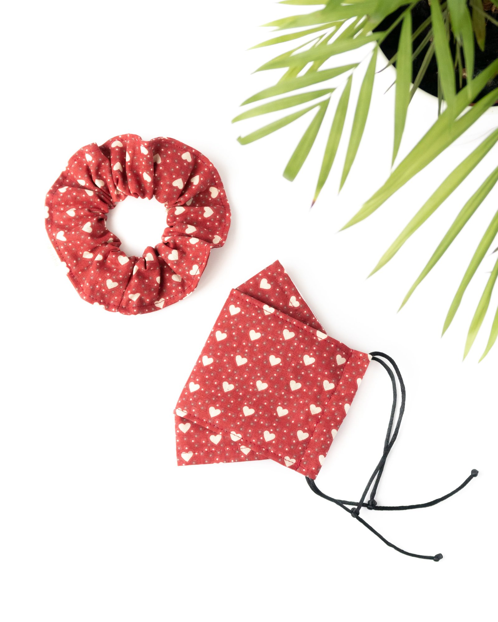 Mini Hearts 3D Face Mask ohashii 6