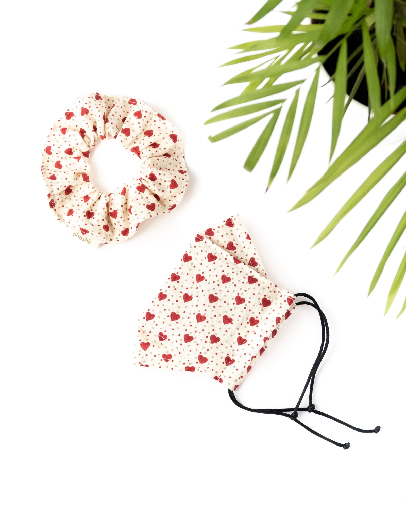 Mini Hearts 3D Face Mask ohashii 5