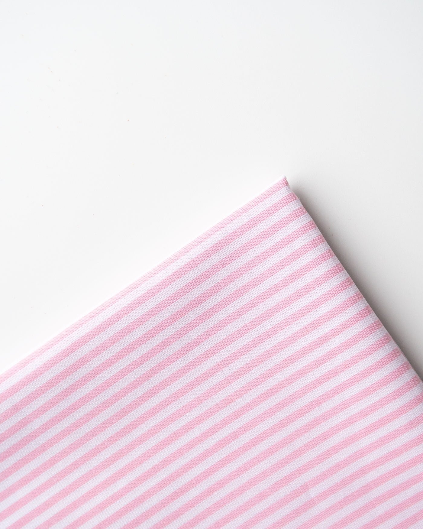 Pastel-Pink-Stripes-fabric-ohashii