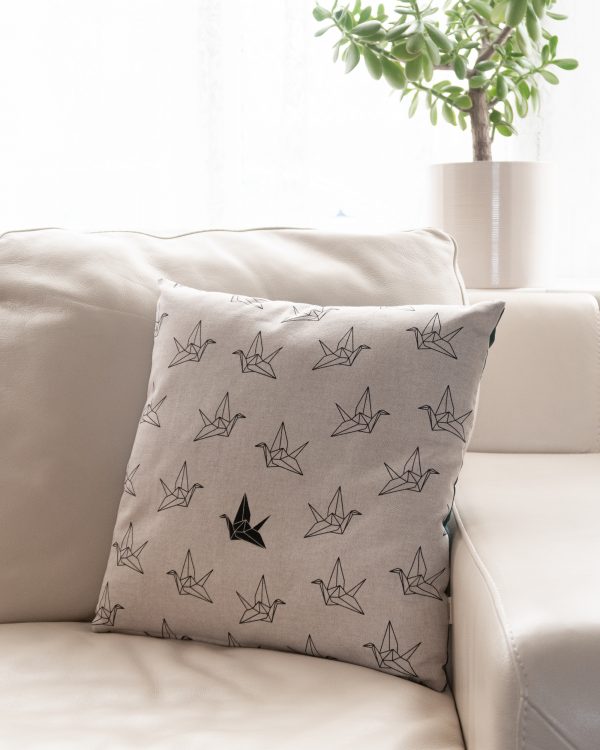 Japanese-cushion-cover-origami-crane-ohashii-2