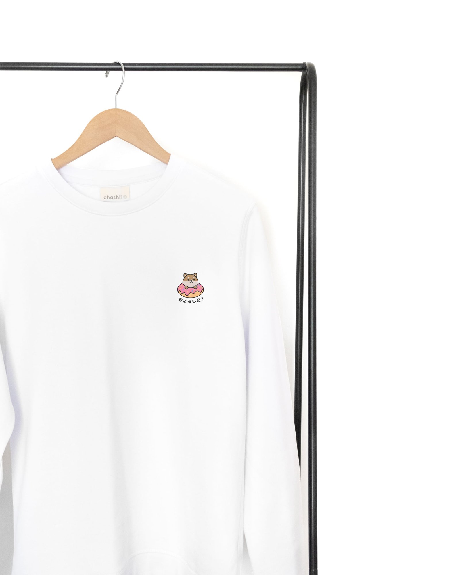 white-sweater-ohashii-doughnut-2