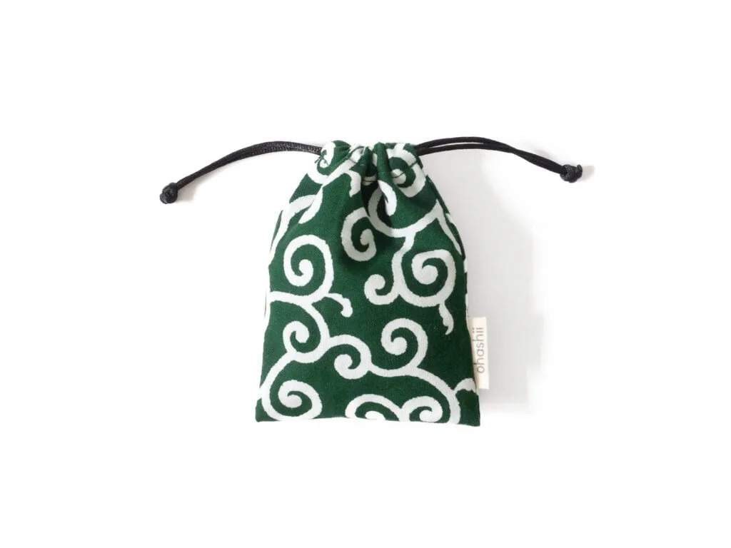 Mini-pouch-karakusa-green-ohashii